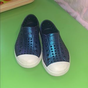 NATIVE shoes Purple iridescent toddler shoes